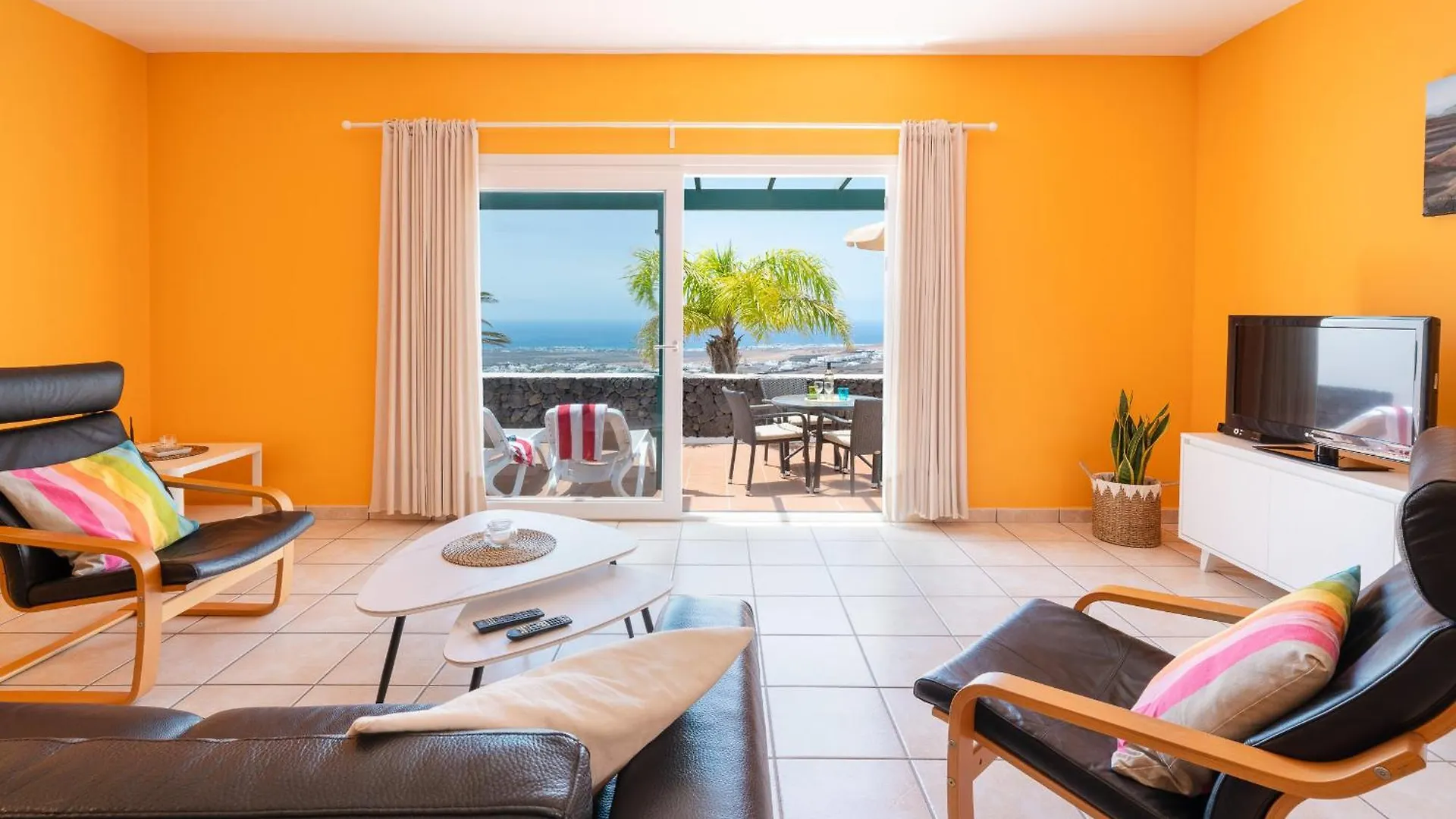 Casa Villa La Vega Tias Country house